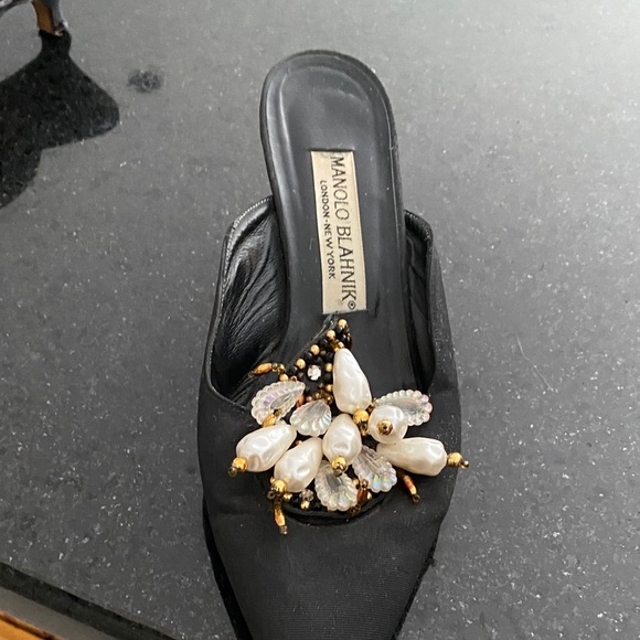 Manolo Blahnik Black Heels with Pearl Embellishments - Picture 2 of 4